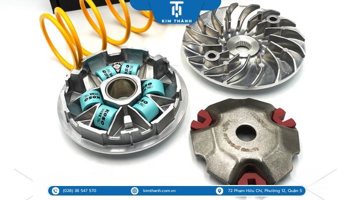 Hình ảnh các chi tiết bên trong bộ nồi xe máy được bảo dưỡng sạch sẽ