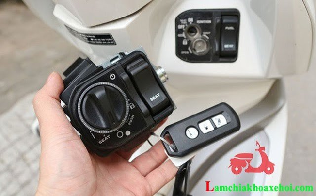 Hình ảnh mô tả cấu tạo ổ khóa từ xe máy và chìa khóa