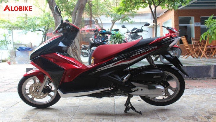 Kiểm tra kỹ lưỡng tình trạng xe Air Blade cũ trước khi mua