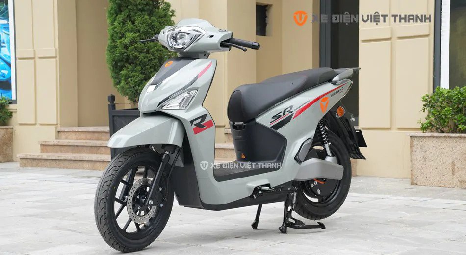 Mẫu xe máy điện Yadea Voltguard V002 U với thiết kế hiện đại và mạnh mẽ