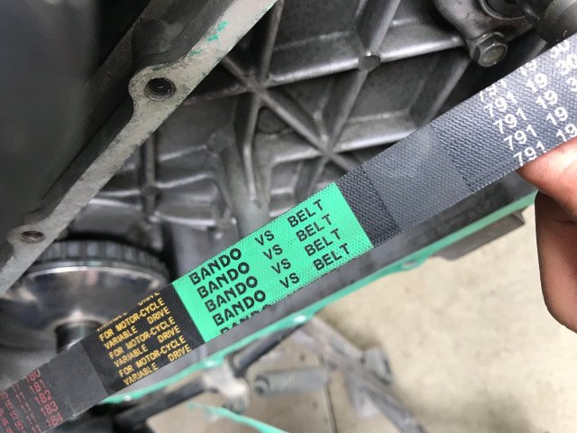 Minh họa về cấu trúc các ký hiệu chữ và số trên dây curoa