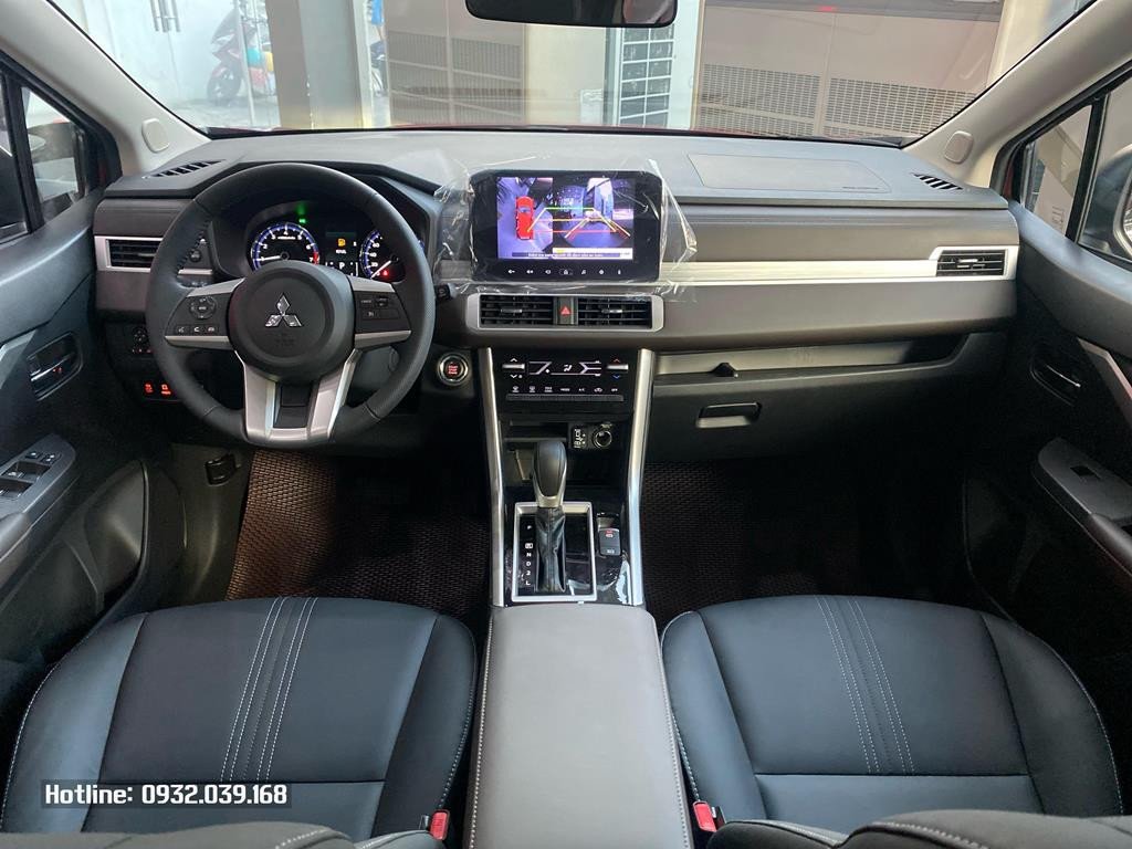 Nội thất rộng rãi của Mitsubishi Xpander Premium 2023