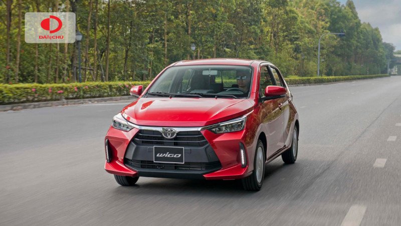 So sánh các phiên bản hộp số tự động và số sàn trên xe ô tô nhỏ