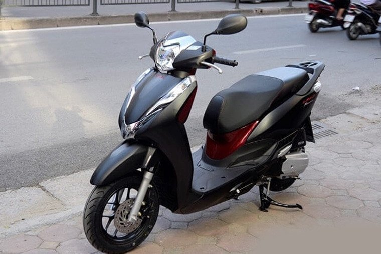 Thiết kế yên thấp và các chi tiết màu sắc hài hòa của Honda Lead 2020