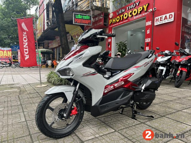 Xe Honda Air Blade 125 2025 bản Thể thao màu Xám Đỏ Đen