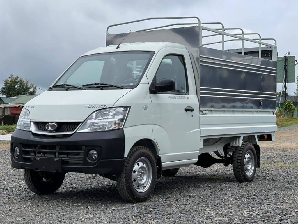 Xe tải nhỏ 1 tấn Thaco Towner với thiết kế thùng rộng rãi và lắp ráp theo tiêu chuẩn quốc tế