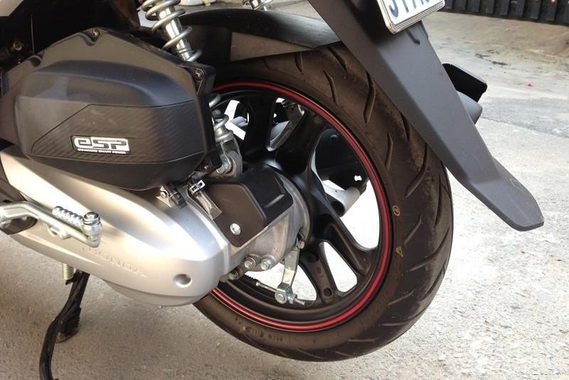 Chi Phí Thay Lốp Xe Máy Giá Bao Nhiêu Hiện Nay