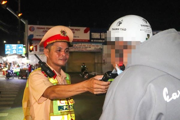 Ảnh Bị Công An Bắt Xe Máy Ban Đêm 4