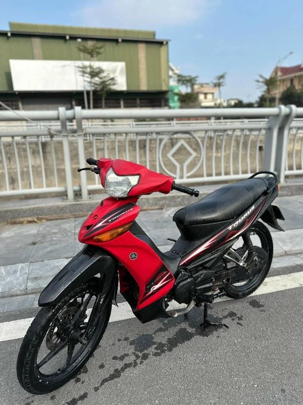 Xe Máy Yamaha Taurus 3