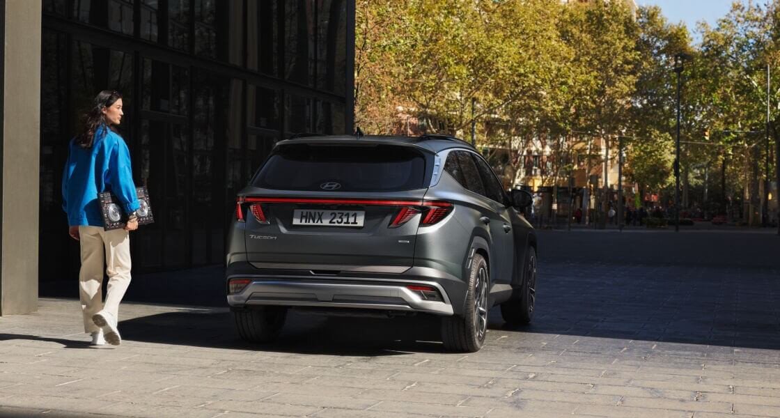 Ảnh cụm đèn hậu LED kéo dài ấn tượng của Tucson