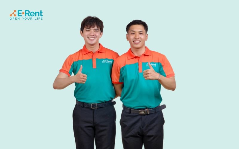 Bác tài chuyên nghiệp đang chuẩn bị xuất phát cùng gia đình