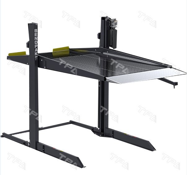 Bãi đỗ xe máy gọn gàng trong nhà