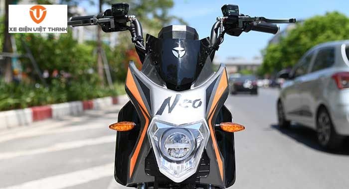 Bảng đồng hồ và chi tiết tiện ích của xe điện Xmen Neo