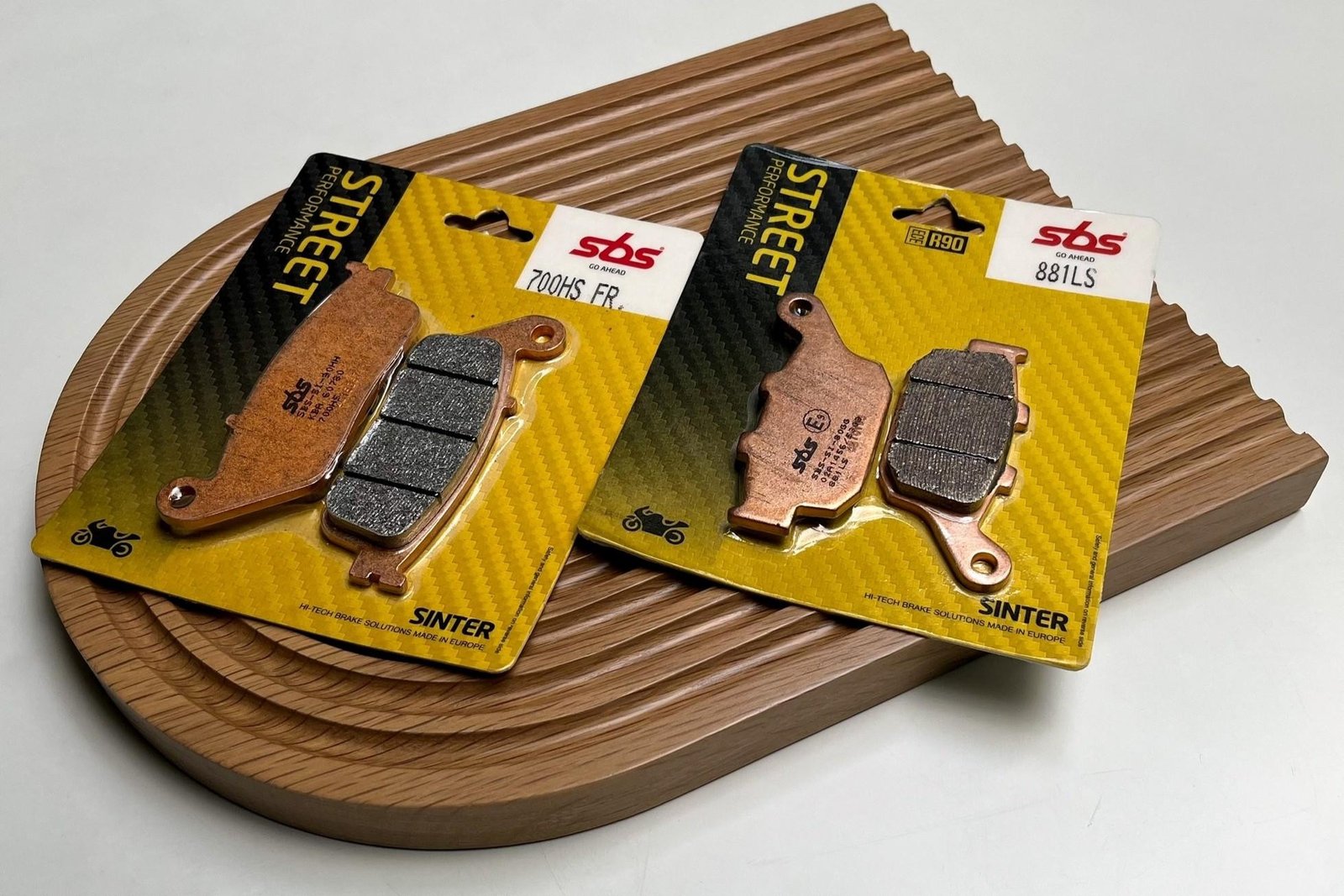 Bảng giá tham khảo các loại bố thắng xe máy chính hãng