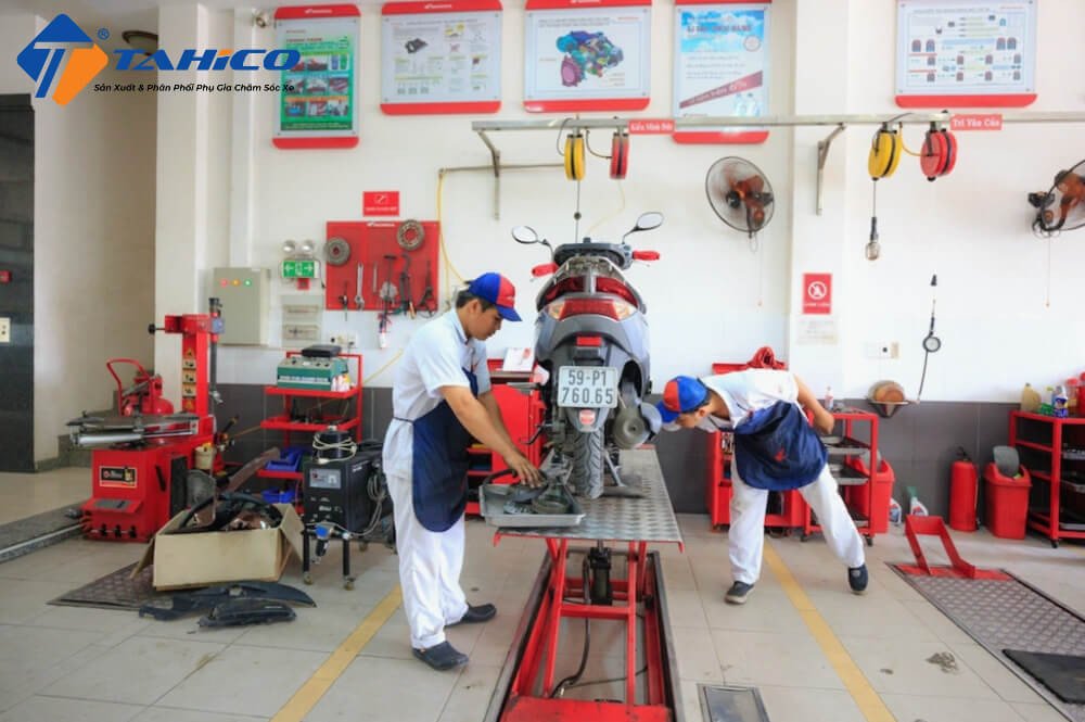 Bảng giá tham khảo thay dây ga xe máy cho một số dòng xe phổ biến