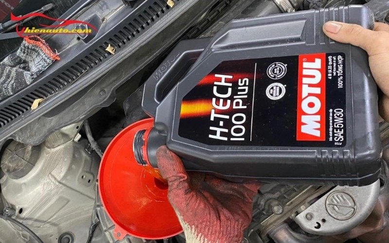 Bảo dưỡng định kỳ giúp động cơ Ford Ranger 2.2 hoạt động trơn tru