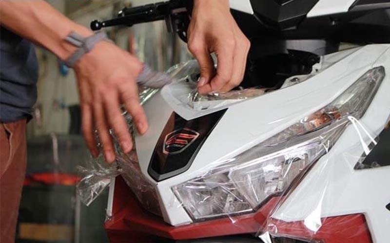 Bảo vệ xe máy bằng lớp phủ bảo vệ