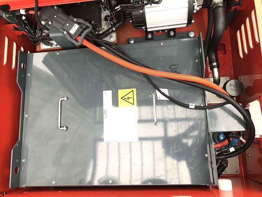 Bình điện Lithium trên xe nâng điện mang lại hiệu suất cao