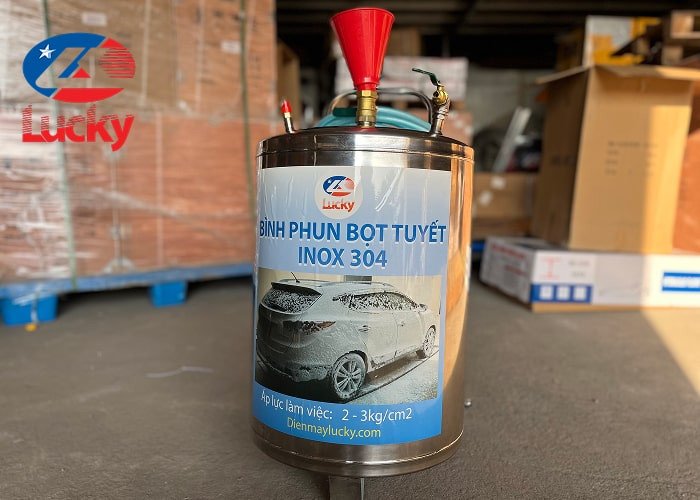 Bình phun bọt tuyết inox dung tích lớn, giúp tạo lớp bọt dày và tiết kiệm hóa chất