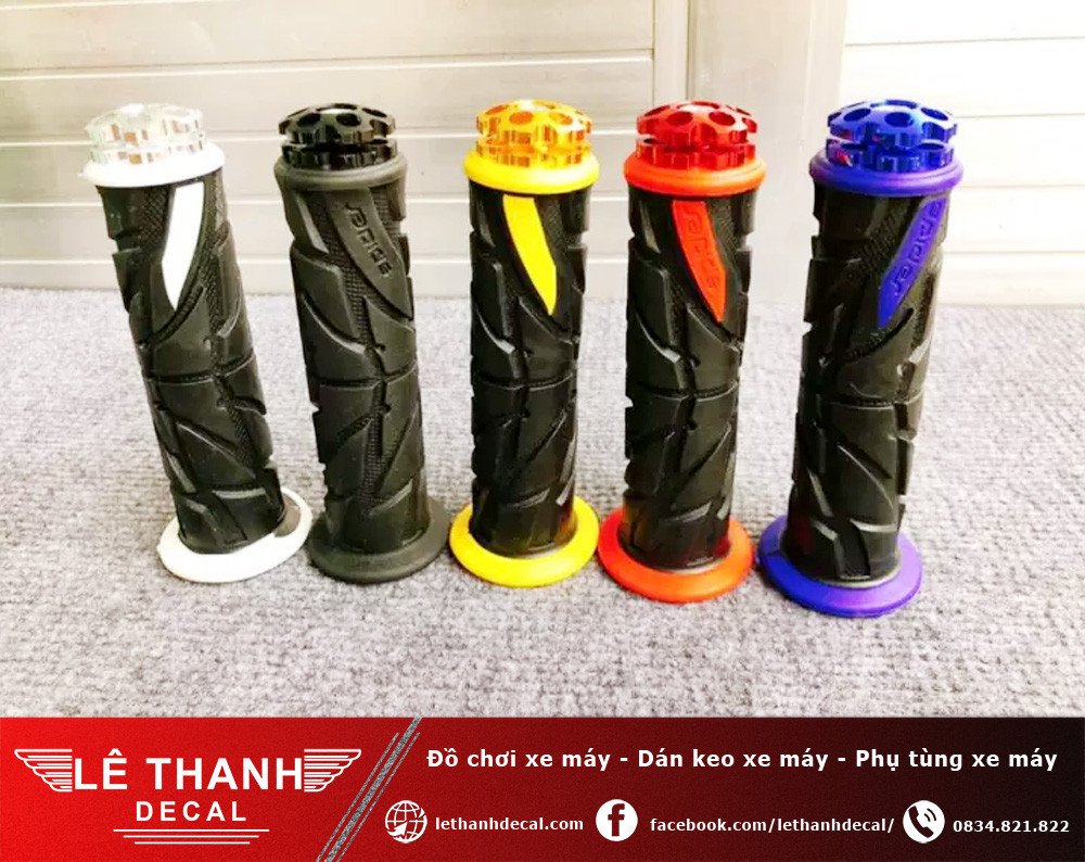 Bộ bao tay xe máy có họa tiết nổi bật và thể thao