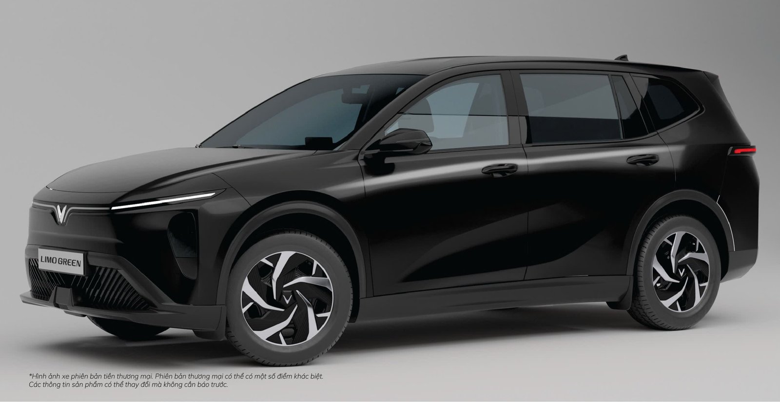 Các chính sách ưu đãi dành cho khách hàng mua xe điện 7 chỗ, bao gồm hỗ trợ lệ phí trước bạ và bảo hành dài hạn