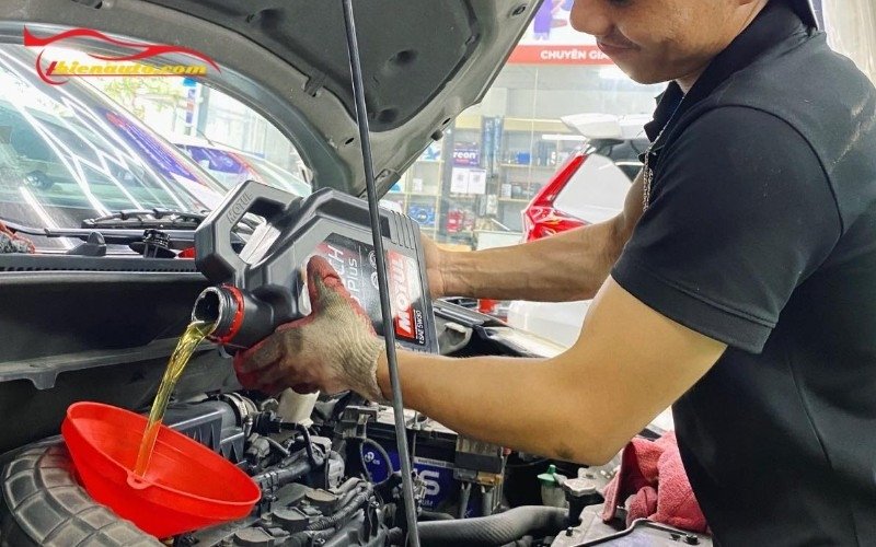 Các loại dầu nhớt tổng hợp phù hợp cho Ford Ranger 2.2L