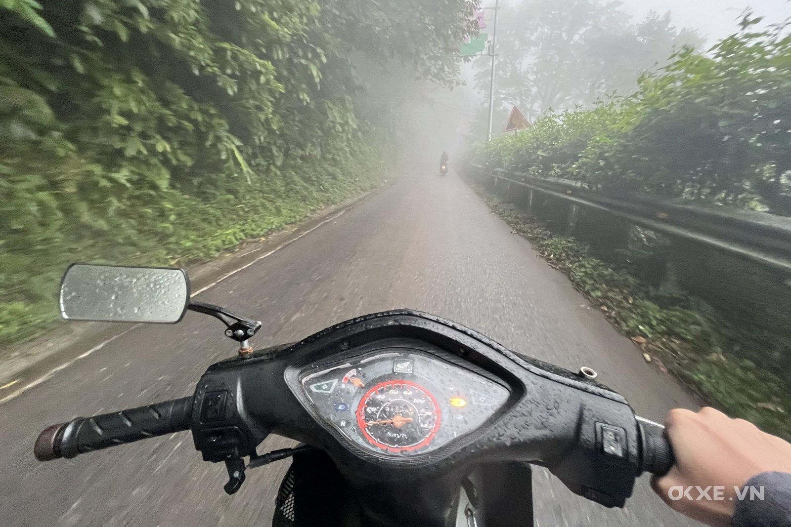 Các loại gương xe máy thường gặp