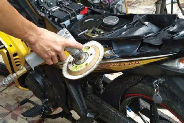 Các lớp sơn phải được phun mỏng và đều tay để đảm bảo chất lượng