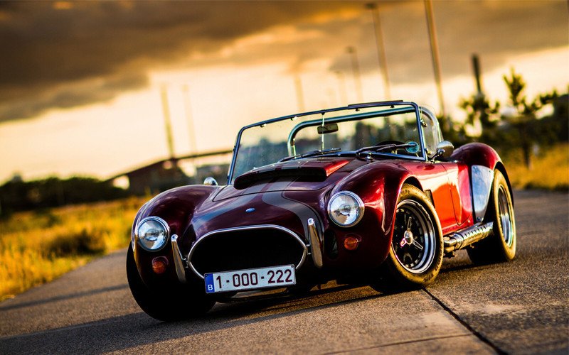 Các mẫu xe cổ điển với thiết kế mang tính lịch sử