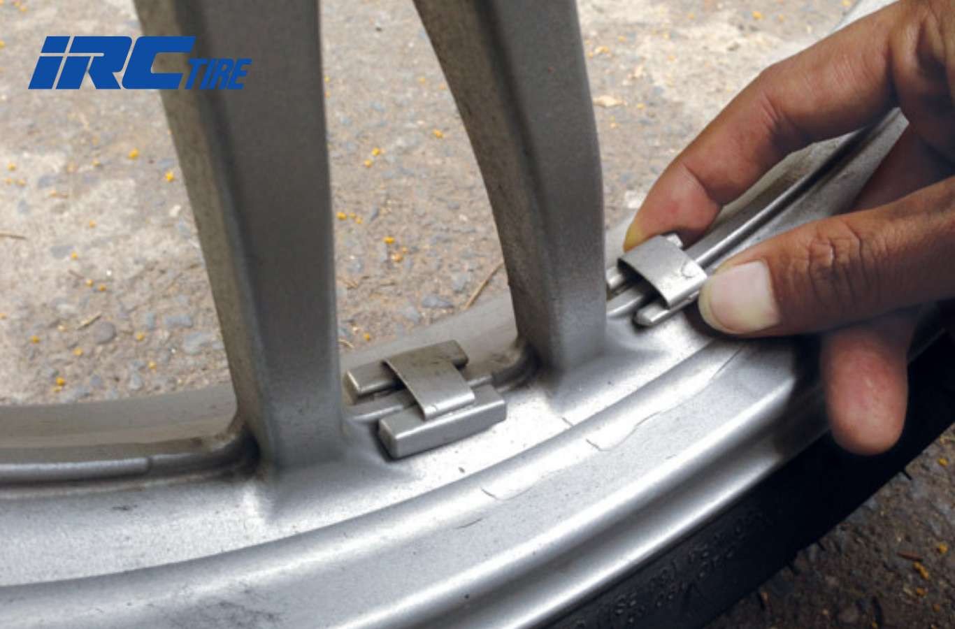 Cảm giác xe bị ì khi lốp bị thủng