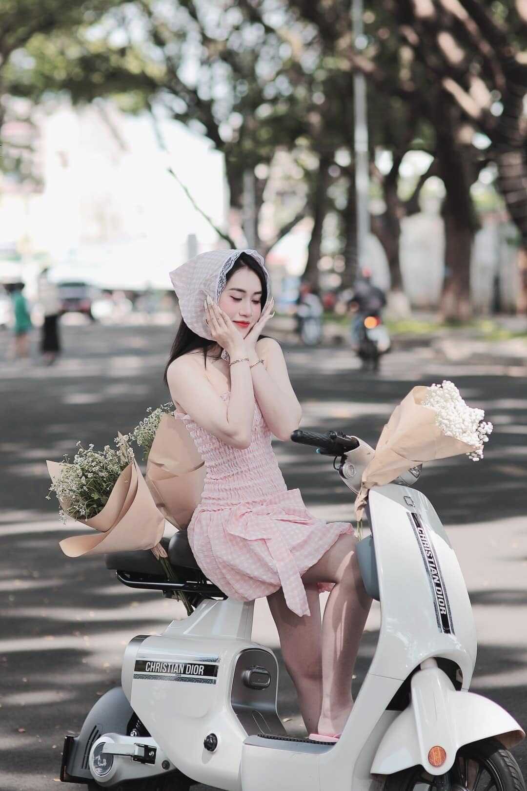 Cận cảnh hệ thống phanh đĩa và thiết kế tổng thể của Doinext VC QJ