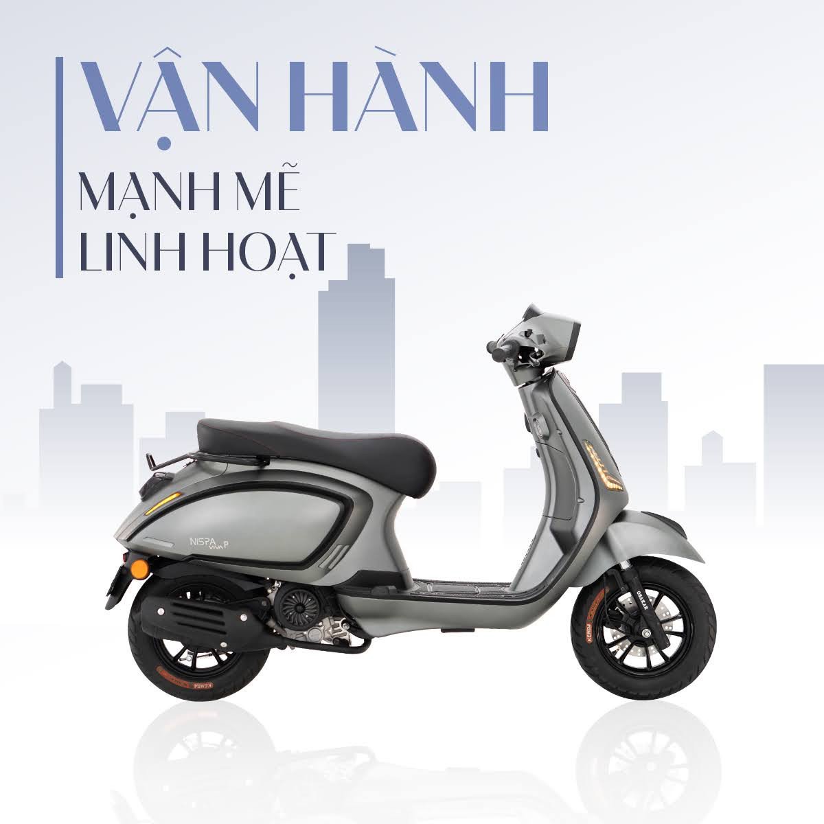 Cận cảnh một chiếc xe tay ga 50cc với thiết kế thể thao và màu sắc bắt mắt