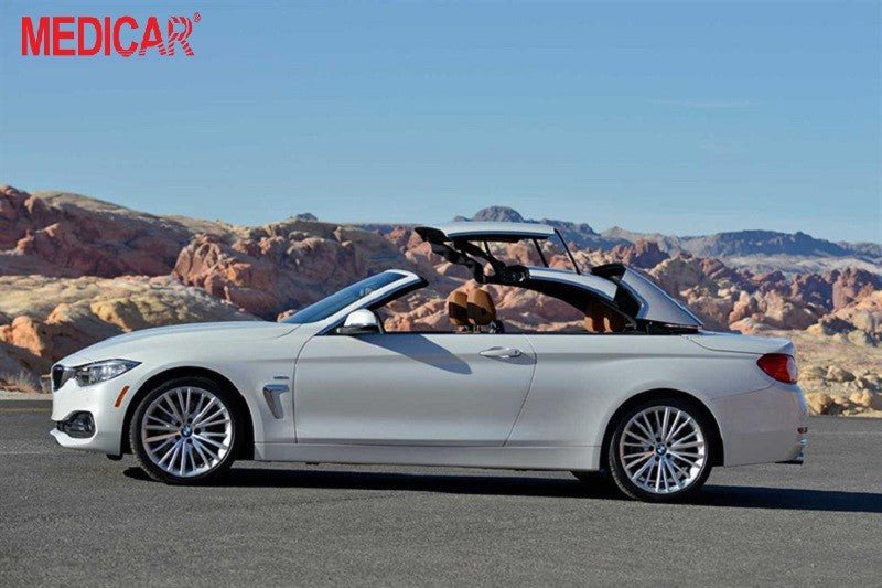 Chiếc xe mui trần Convertible tận hưởng không gian ngoài trời