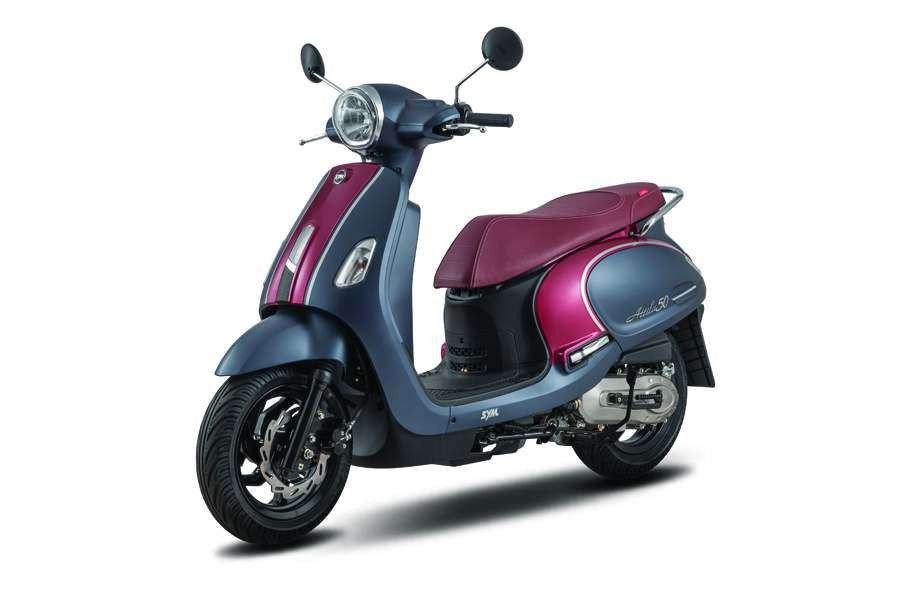 Chiếc xe tay ga SYM Attila 50cc với thiết kế thanh lịch, phù hợp với phái nữ