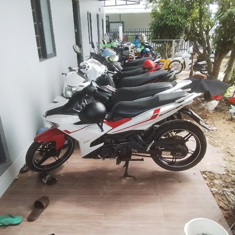 Cửa hàng cho thuê xe máy Thiên Phú.