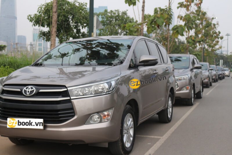 Dàn xe 7 chỗ đời mới phục vụ chuyến đi của bạn