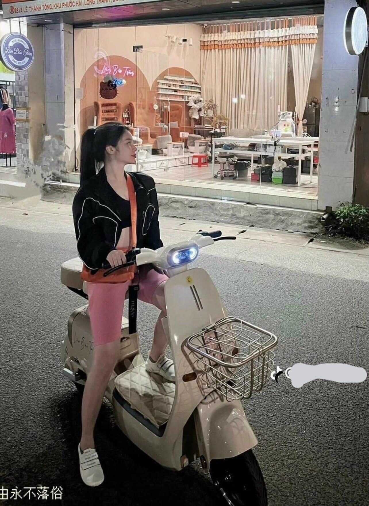 Đèn pha LED bi cầu của xe điện Dylexe K1