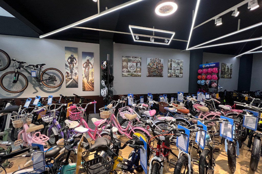 Địa điểm mua xe đạp cho bé 4 tuổi chính hãng, có nhân viên tư vấn