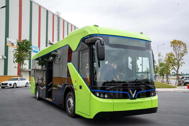 Điểm đón xe nội khu di chuyển miễn phí bằng Vinbus