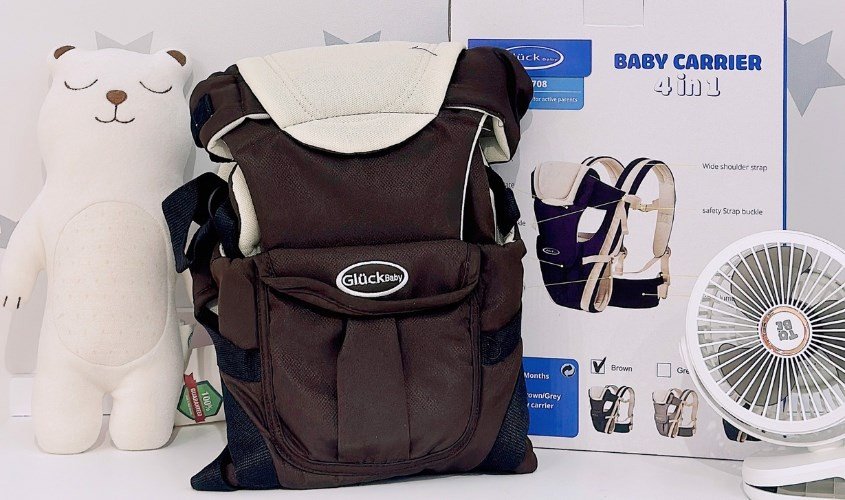 Địu em bé Gluck Baby GP708 màu nâu, một lựa chọn an toàn cho bé ngồi vững