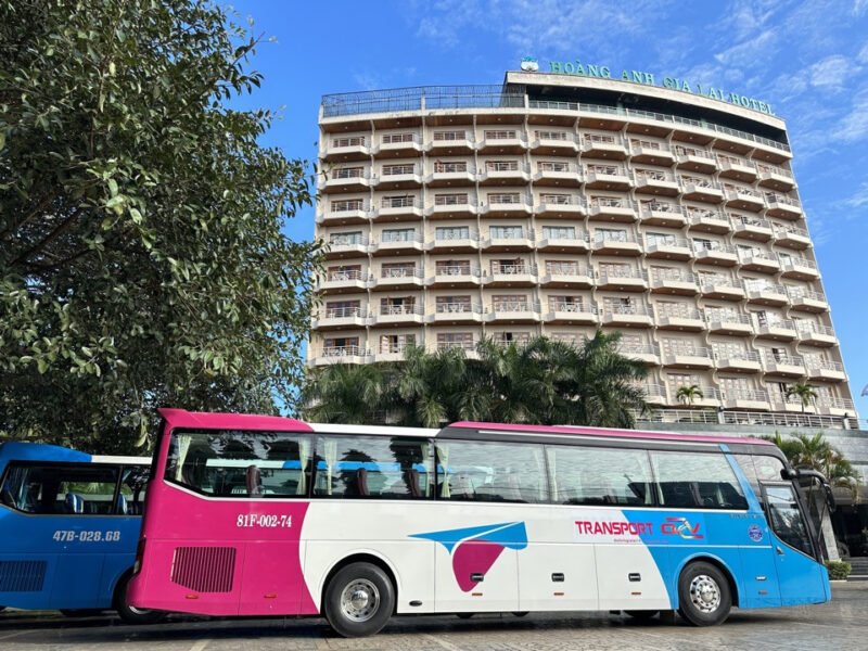 Đội xe đa dạng phục vụ nhu cầu thuê xe du lịch Gia Lai