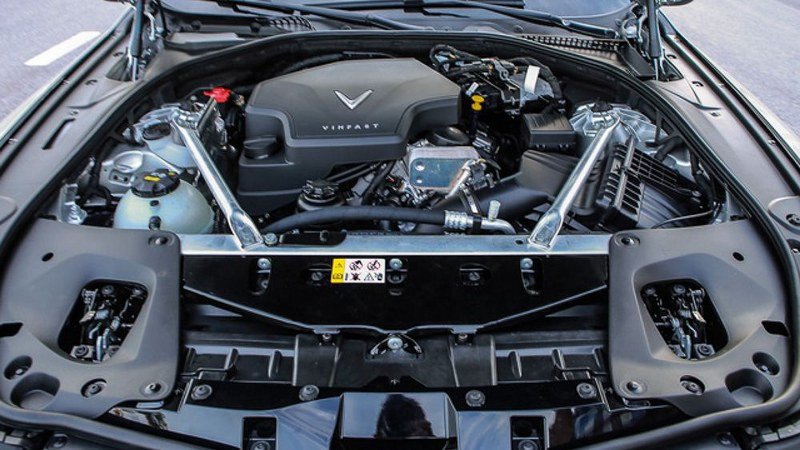 Động cơ 2.0L tăng áp của Lux A2.0