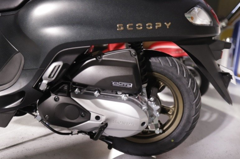 Động cơ eSP 110cc trên xe máy Scoopy 2025