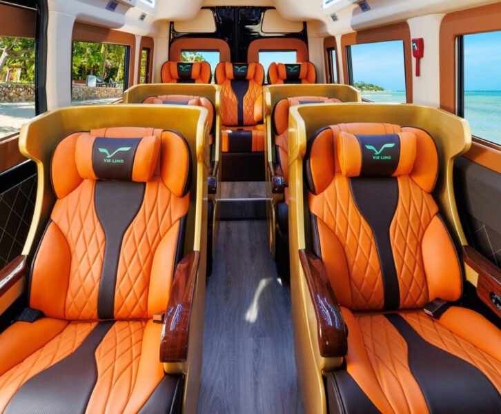 Dòng xe limousine 9 chỗ với nội thất hiện đại, tiện nghi phục vụ hành khách di chuyển giữa Sài Gòn và Vũng Tàu