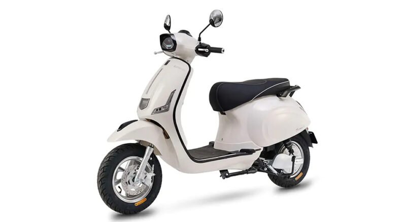 Giá xe máy Espero 50cc Diamond Plus màu trà sữa