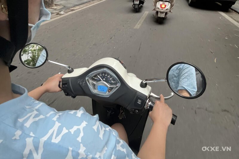 Gương chiếu hậu xe máy đúng quy chuẩn