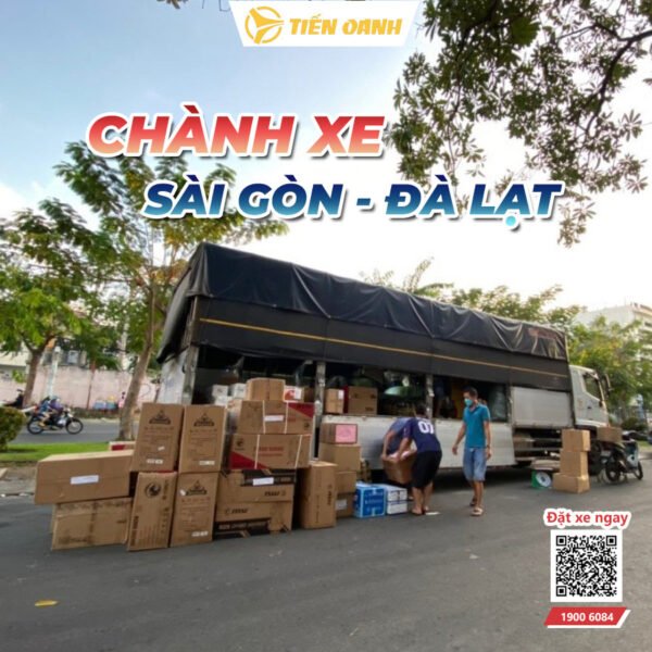 Hàng hóa được đóng gói cẩn thận chuẩn bị cho chuyến đi Đà Lạt