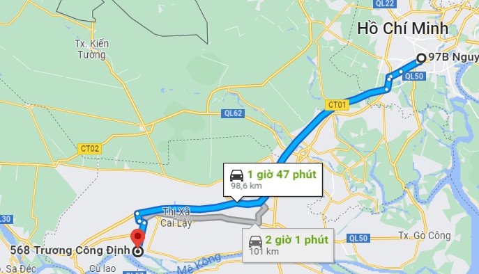 Cẩm Nang Chi Tiết Về Nhà Xe Hải Duyên TPHCM Hành khách chuẩn bị lên xe của nhà xe tại bến xe