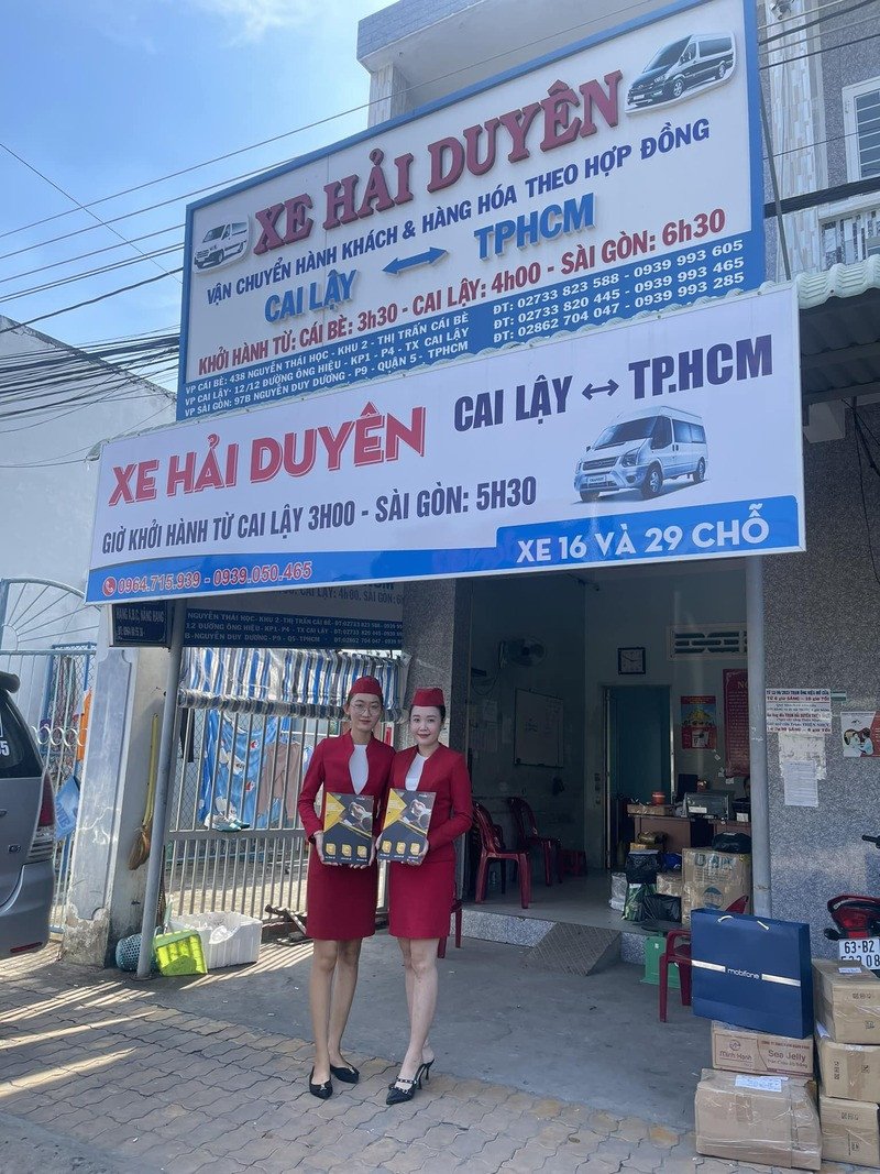 Hành khách dễ dàng tìm mua vé tại các văn phòng của hãng xe ở Tiền Giang
