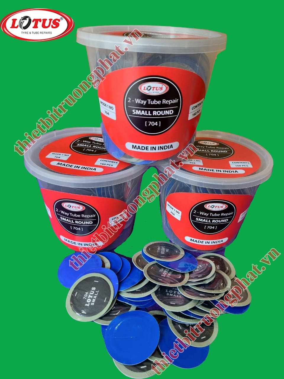 Hình ảnh các miếng vá được dán lên săm xe máy